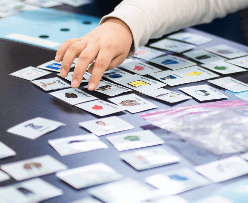 Pictogramas recortados y utilizados en una actividad de aula